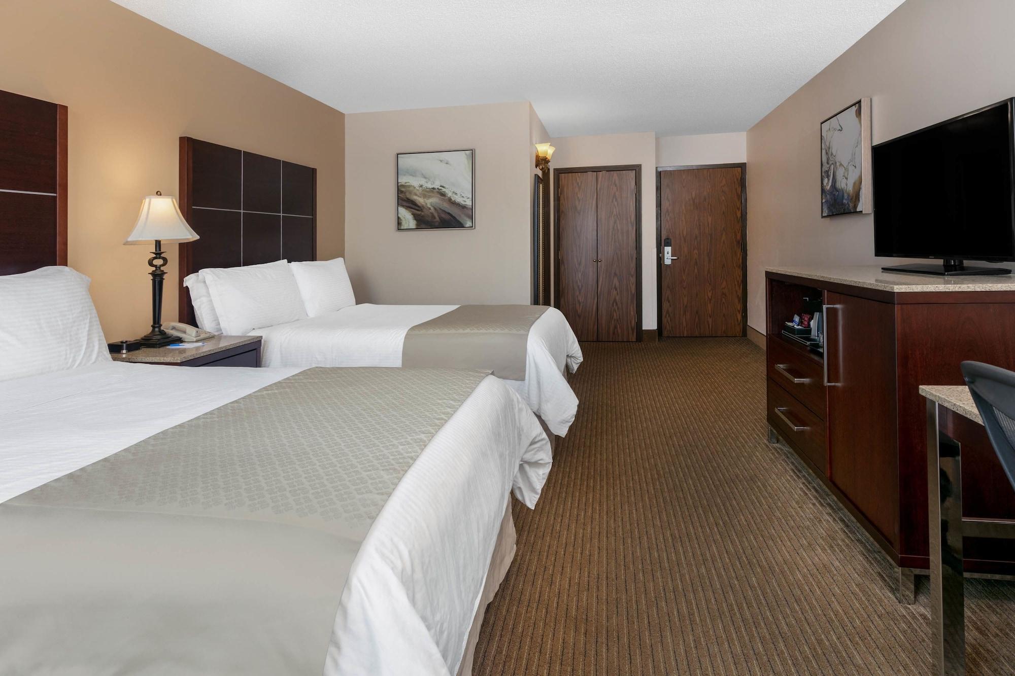 Wyndham Riverfront Hotel Литъл Рок Екстериор снимка