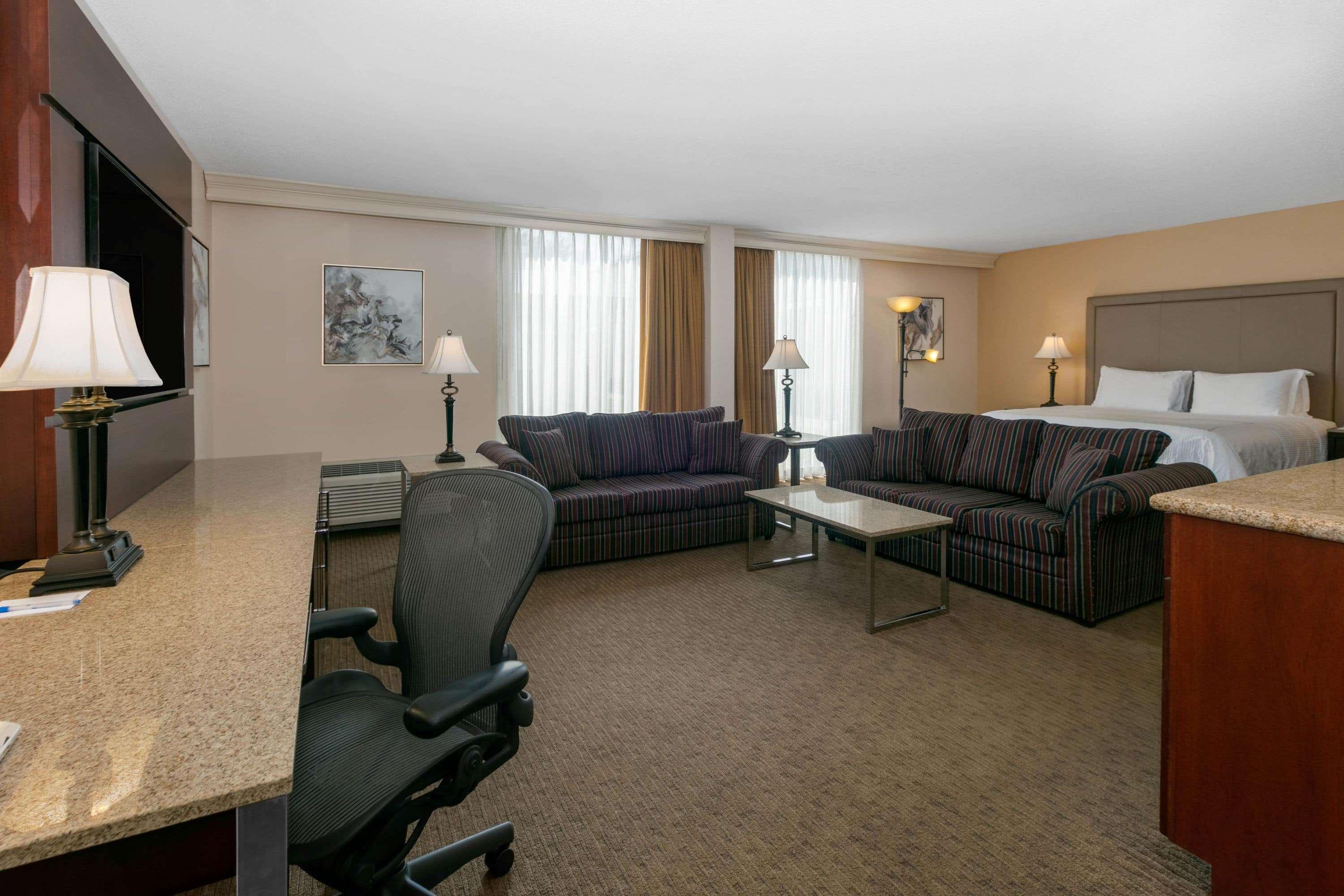 Wyndham Riverfront Hotel Литъл Рок Екстериор снимка