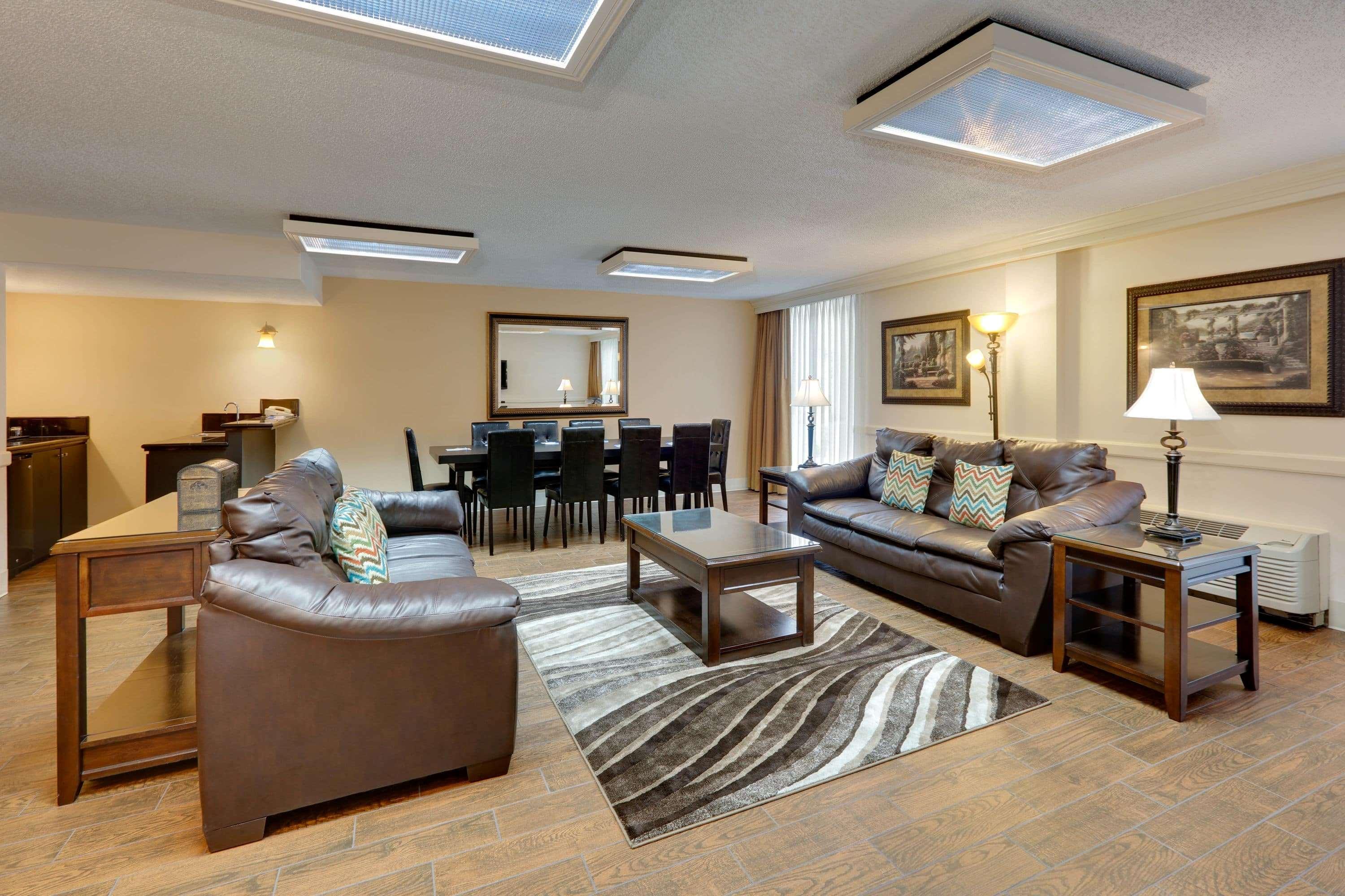 Wyndham Riverfront Hotel Литъл Рок Екстериор снимка