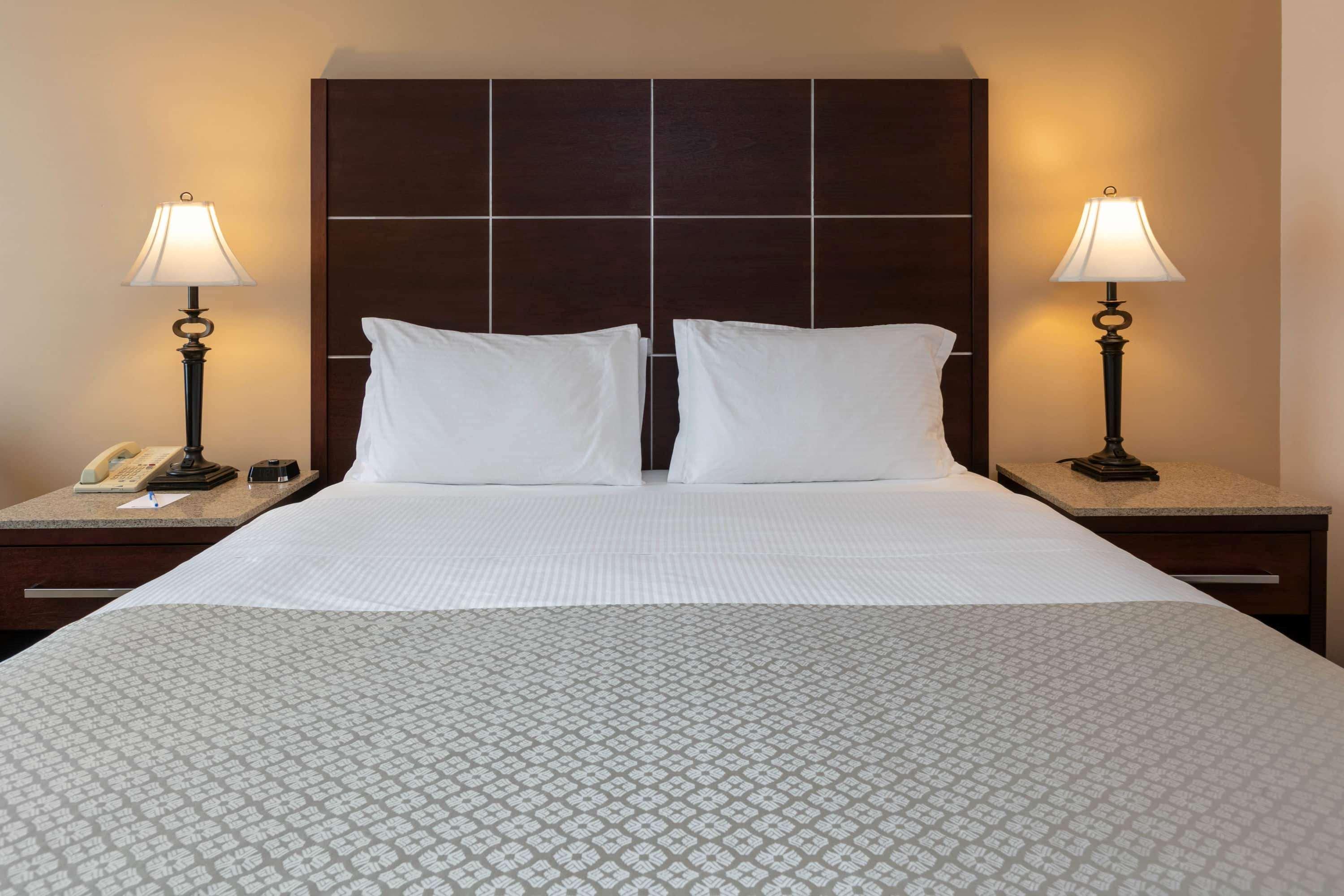 Wyndham Riverfront Hotel Литъл Рок Екстериор снимка